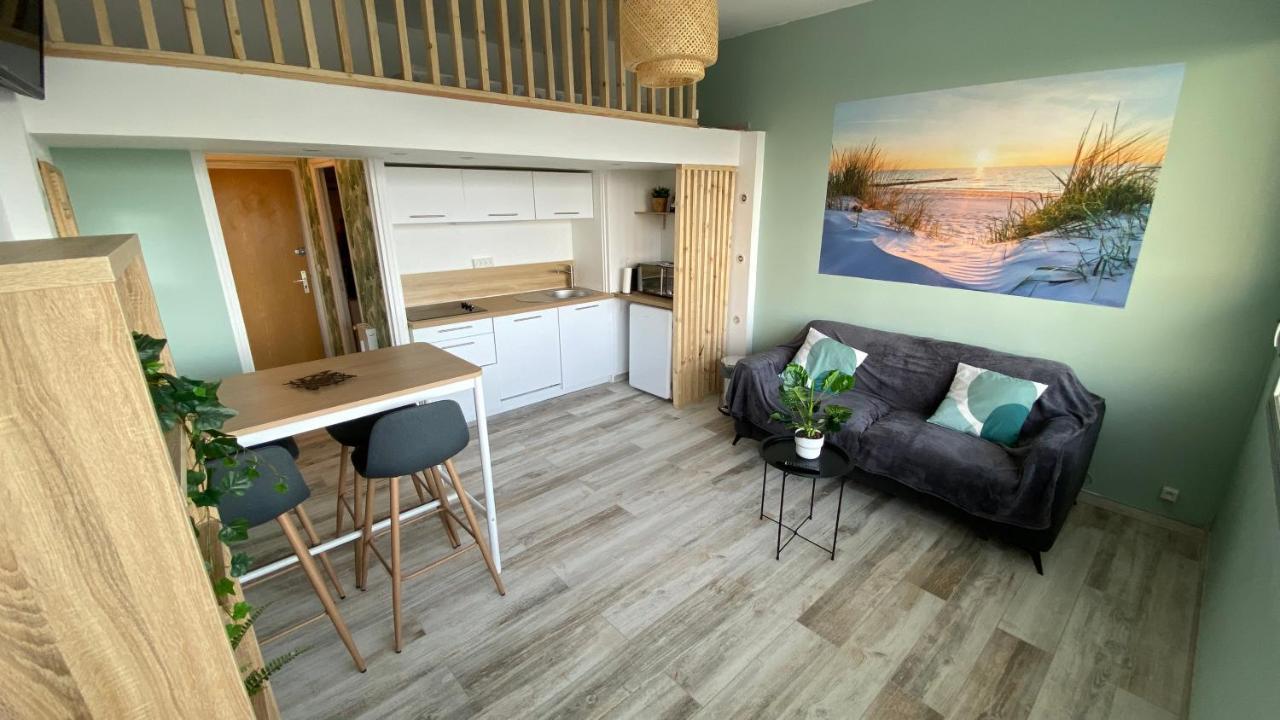 Appartement Le Pouget , Studio, Rez De Chaussee, Front De Wifi *
